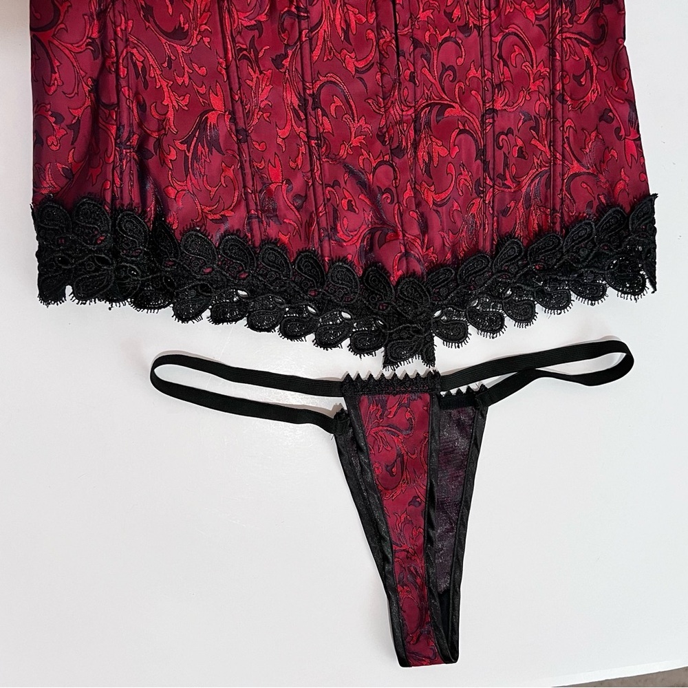 Dreamgirl Red & Black Lace Bustier Corset with Garters & Thong New Medium - Picture 11 of 16